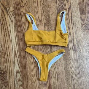 Yellow/mustard cheeky bikini